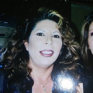 Meet your Posher, Lorrie